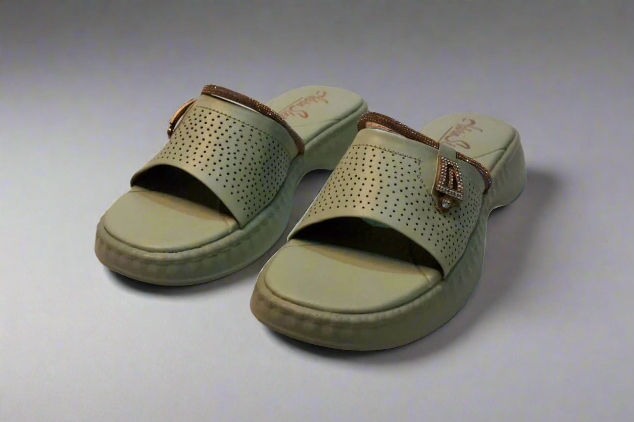 Elegant Comfort Slides – Dual-Tone Perfection