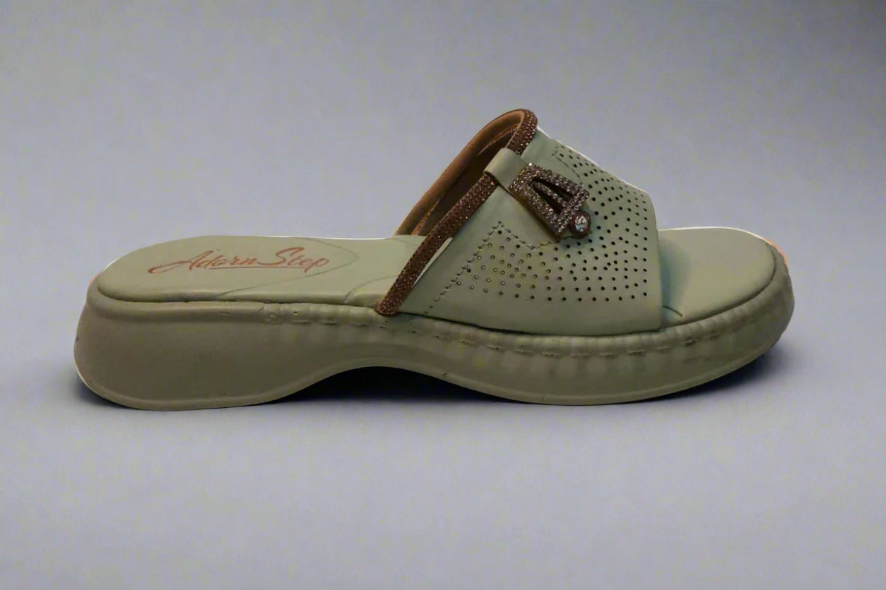 Elegant Comfort Slides – Dual-Tone Perfection