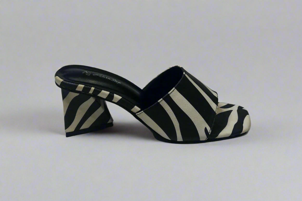 Zebra Chic Block Heel Slides – Bold & Stylish Statement Footwear