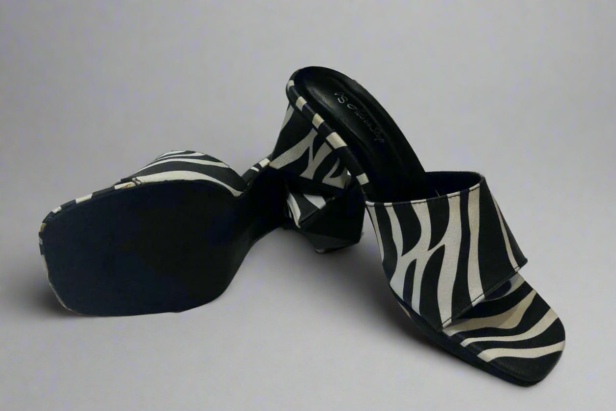 Zebra Chic Block Heel Slides – Bold & Stylish Statement Footwear