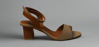 Two-Tone Block Heel Sandals – Tan & Beige