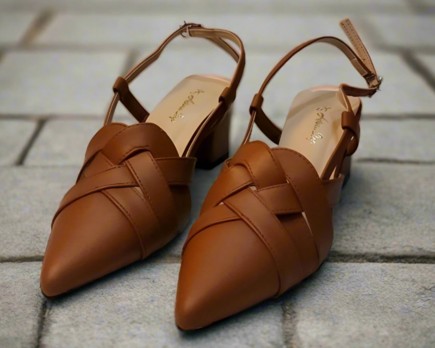Classic Tan Woven Block Heel Slingbacks – Pointed Toe Elegance